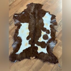 Genuine Brown and White Goat  Throw Rug - Natural Home Accent